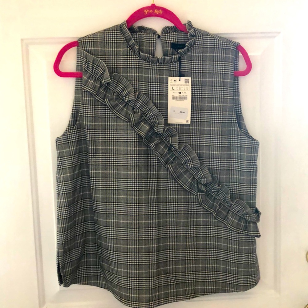 *NWT* Zara - Sleeveless Plaid Black Top - Sz. L